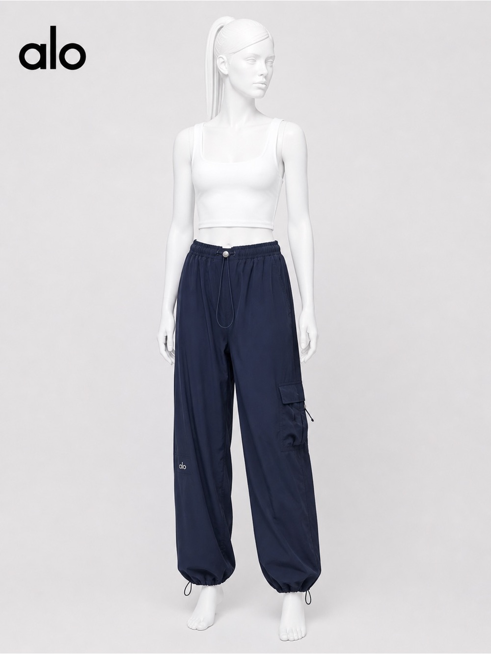 ALO Navy Low Rise Megastar Cargo Pant - Sizw M Oversized Look